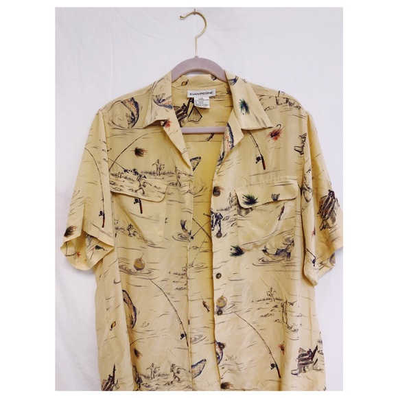 SOLD ON DEPOP Vntg silk fishing button down - Picture 4 of 6